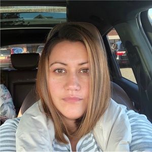 Meet your Posher, Mariela